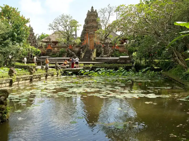Pura Taman Saraswati temple and lotus pond in Ubud, Bali