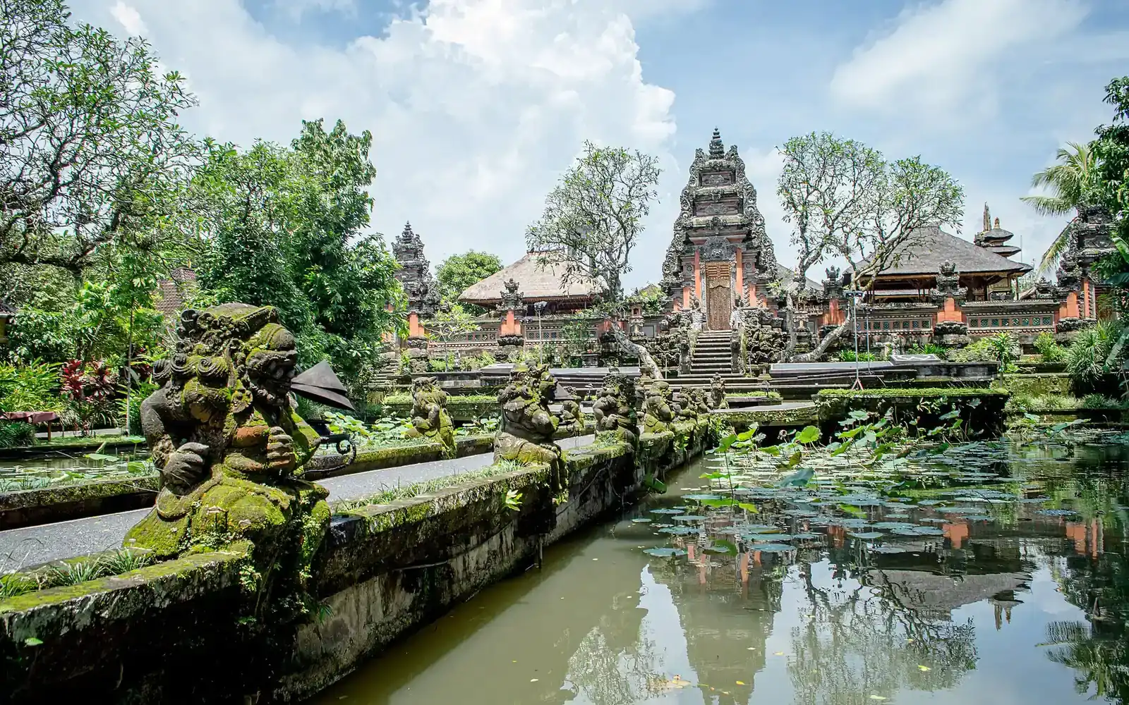 Ubud water palace pavilion, Bali